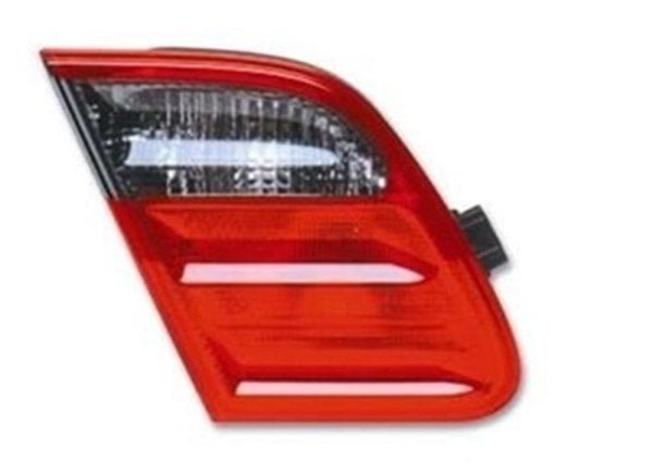 Parça: E 320 W210 1995-1997 Mercedes E Serisi W210 E Avantgarde İç-Sağ Stop Lambası