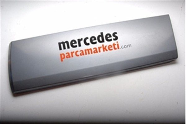 Parça: E 500 W124 Mercedes W124 Kasa 1984-1995 Sağ Arka Kapı Kaplaması
