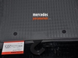 Parça: C 230 Kompressor W203  Mercedes C Serisi W203 C Serisi Gri Yarım Havuzlu Kauçuk Paspas