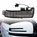 Parça: E 500 4-Matic W212 Mercedes C Serisi W204 E Serisi W212 Sağ Led Ayna Sinyali